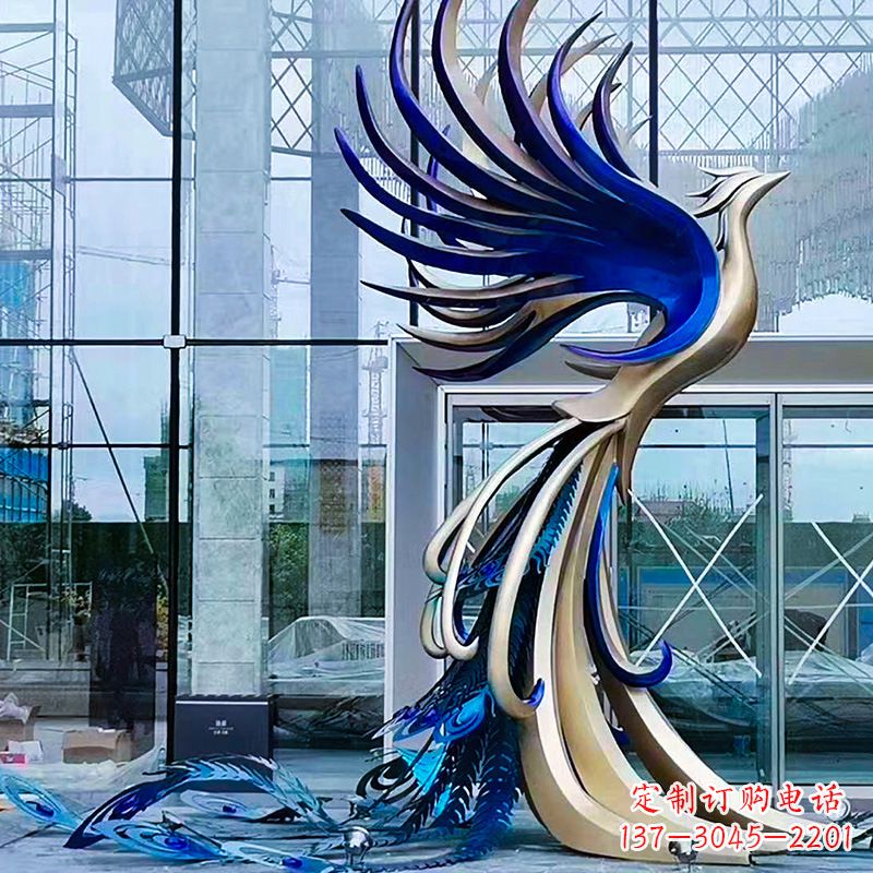 运城大型彩绘不锈钢孔雀景观雕塑