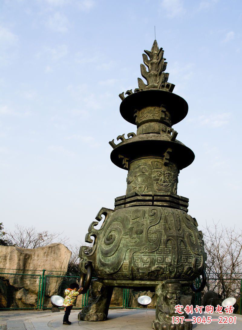 运城大型三足香炉寺庙铜雕