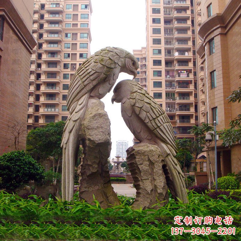 运城大型石雕鹦鹉景观雕塑-小区吉祥动物雕塑
