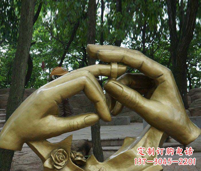运城戴戒指园林景观铜雕