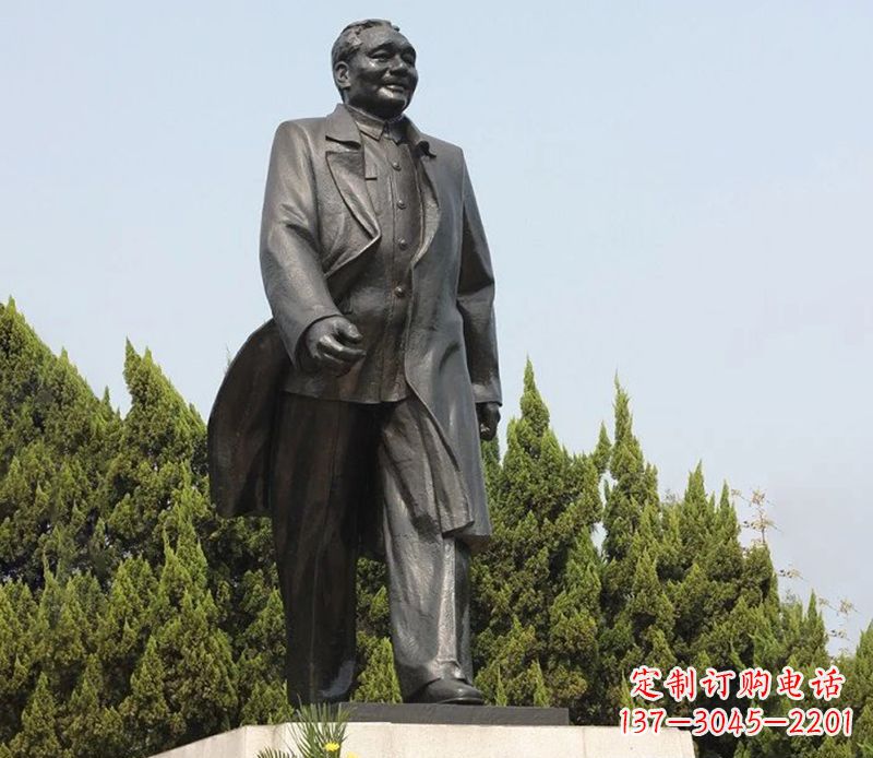运城邓小平公园伟人铜雕 