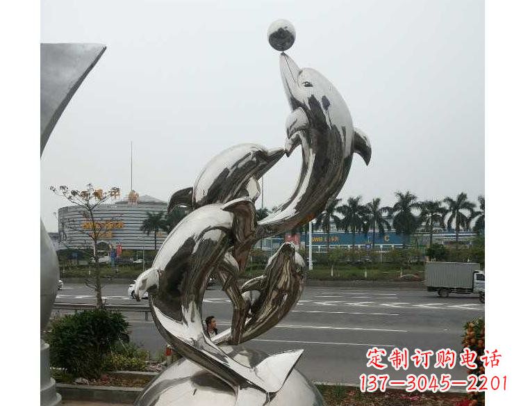 运城顶球的海豚不锈钢动物雕塑