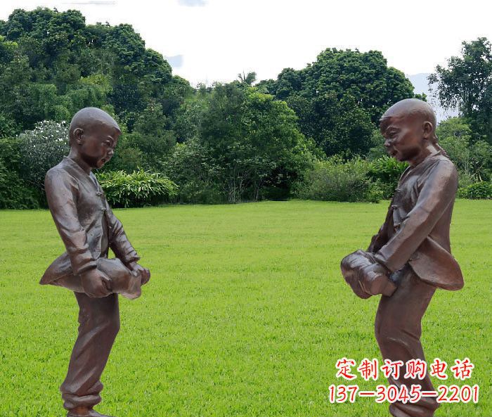 运城斗鸡的儿童铜雕