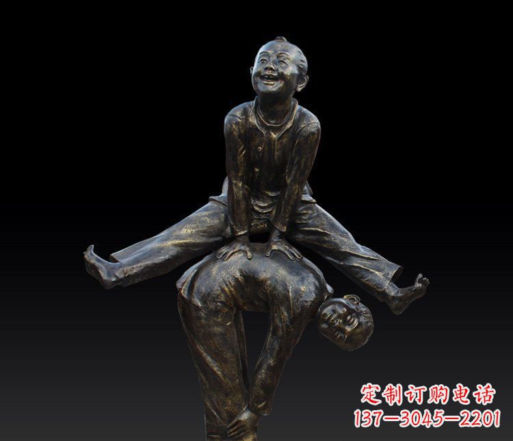 运城儿童跳山羊人物雕塑
