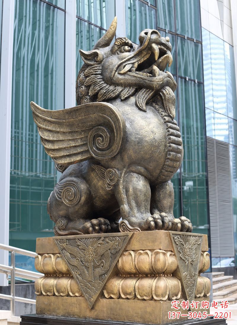 运城法院门口独角兽神兽铜雕
