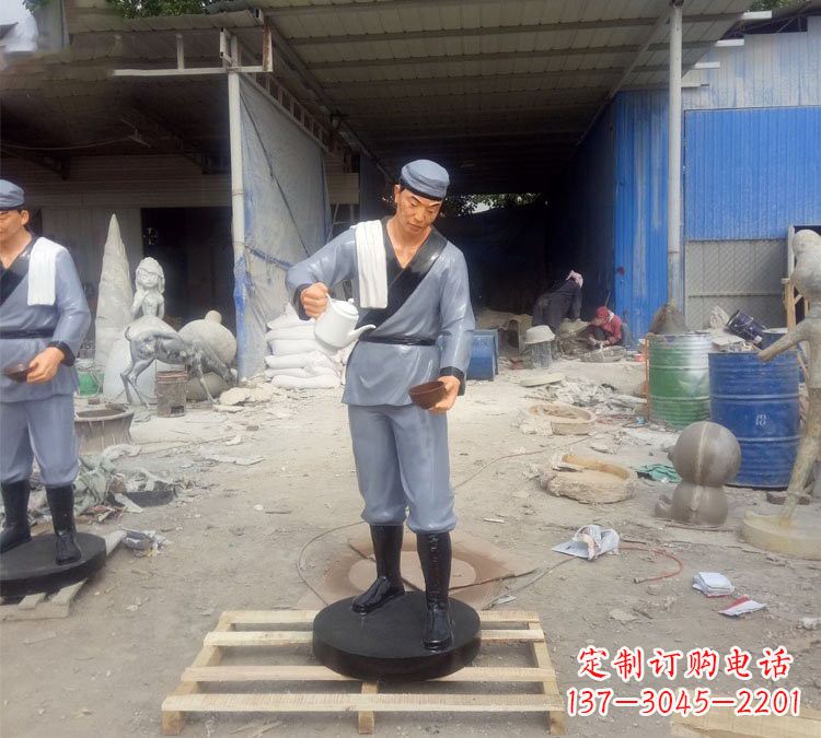 运城饭店门口玻璃钢仿真店小二雕塑