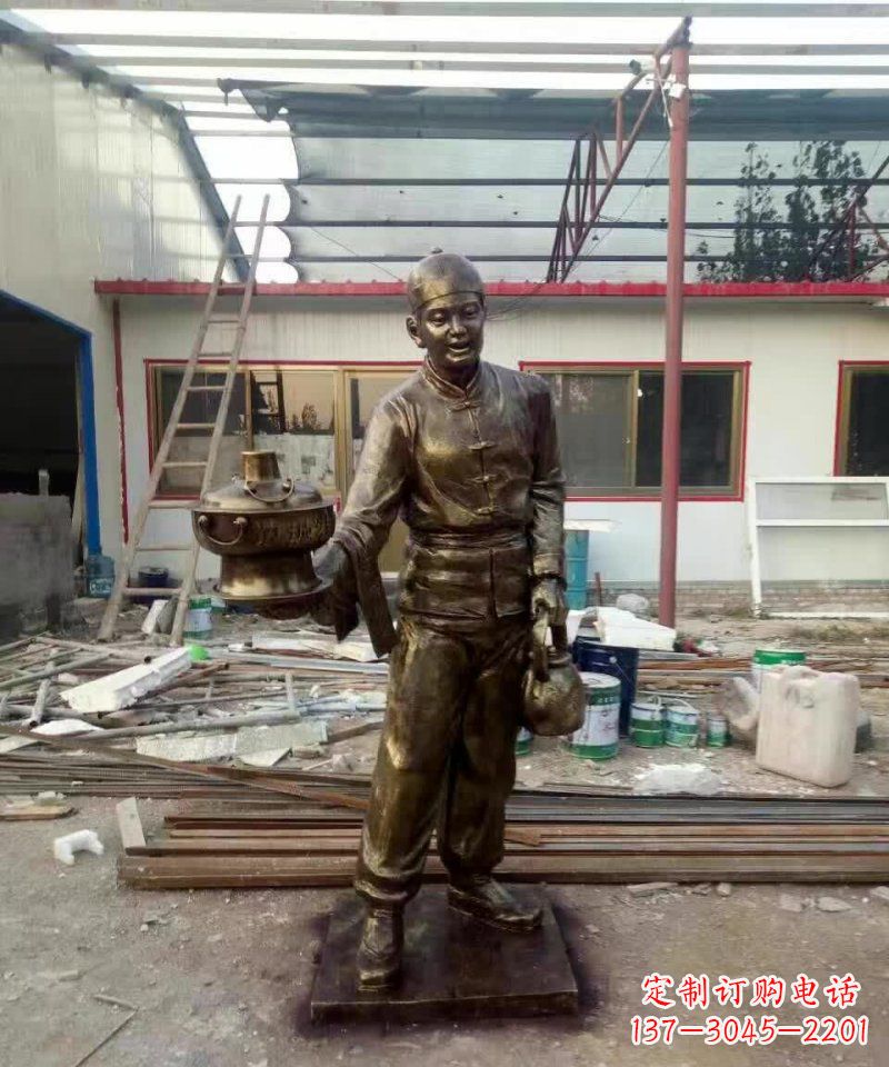运城饭店门口店小二人物铜雕 (2)