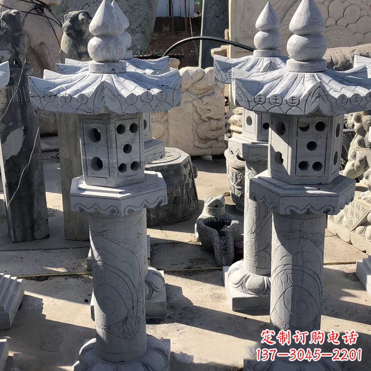 运城中式仿古青石灯笼雕塑