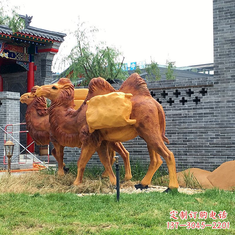 运城仿真骆驼景观雕塑-景区景点仿真动物景观摆件