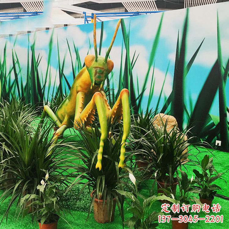 运城优雅螳螂玻璃钢雕塑