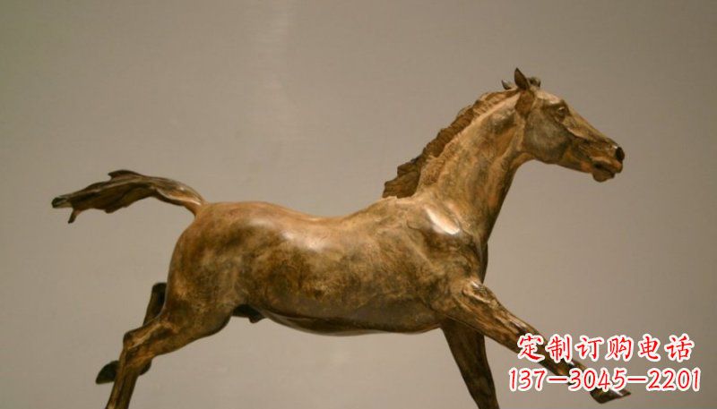 运城公园奔跑的马动物铜雕 (2)