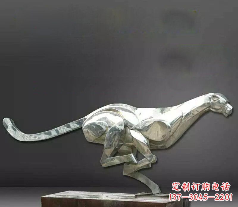 运城公园不锈钢奔跑的豹子动物雕塑
