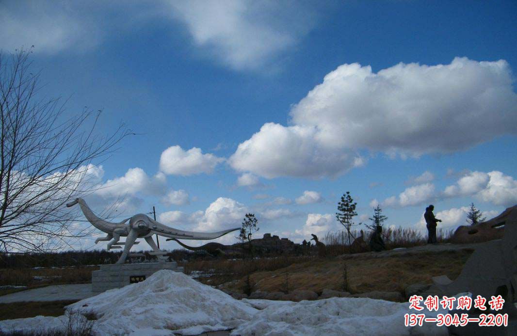 运城非凡巨兽——不锈钢抽象恐龙雕塑