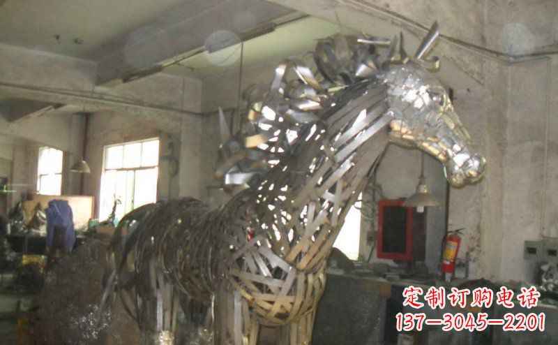 运城不锈钢抽象马动物雕塑