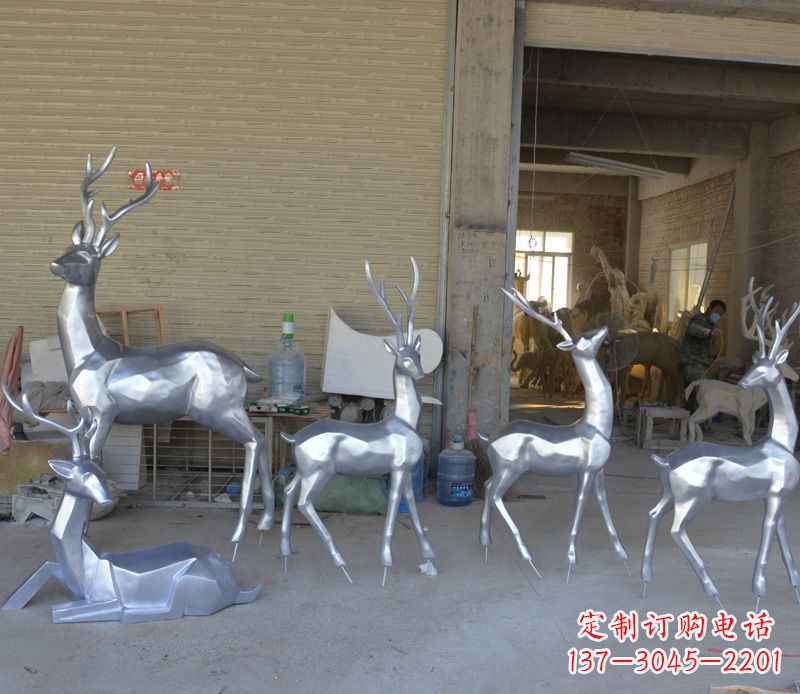 运城不锈钢动物雕塑——鹿