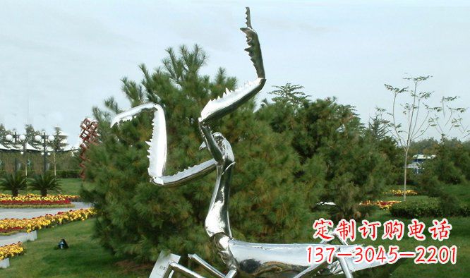 运城优雅大气的不锈钢螳螂雕塑