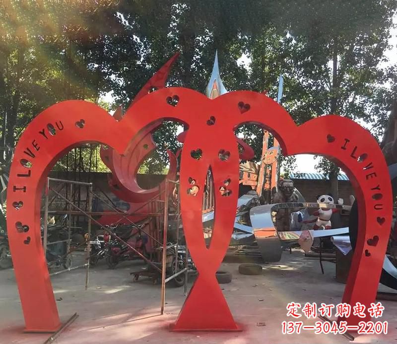 运城中领雕塑新款不锈钢心形拱门雕塑