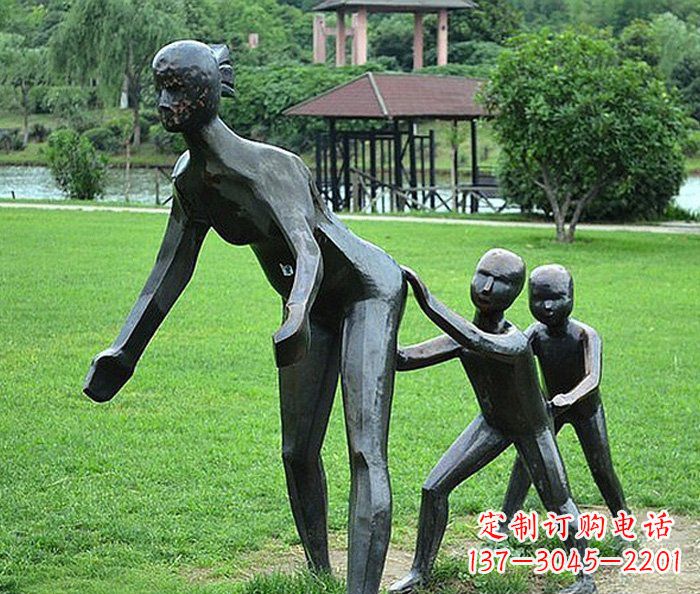 运城雄伟磅礴,象征智慧的老鹰铜雕