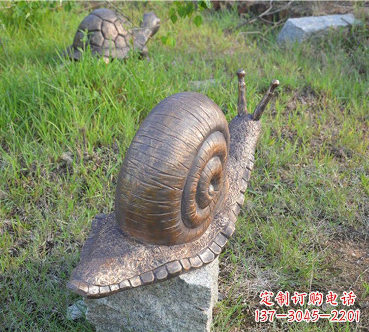 运城全新玻璃钢材质仿真铜蜗牛雕塑