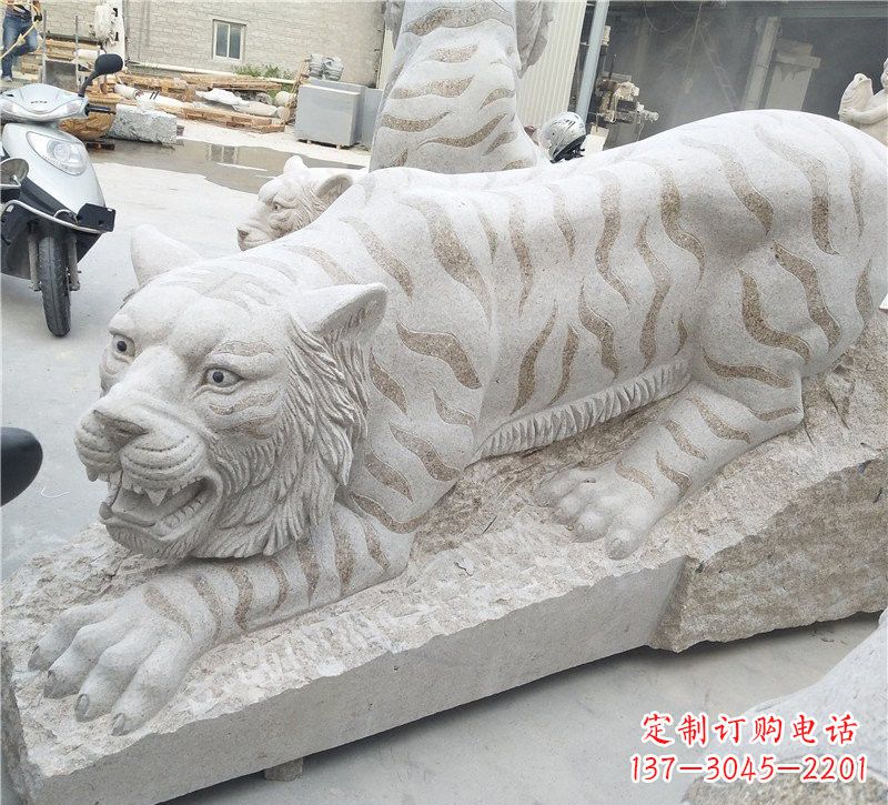 运城中领雕塑精美大型老虎石雕,精雕细琢展现雄壮气势