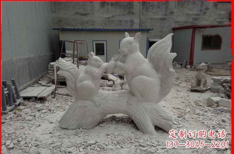 运城中领雕塑 松鼠之爱 石雕定制