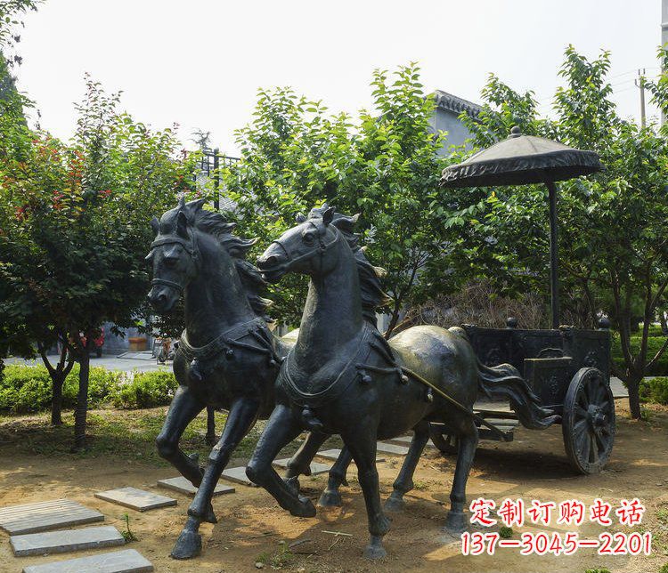 运城风格弥漫的古典马车铜雕