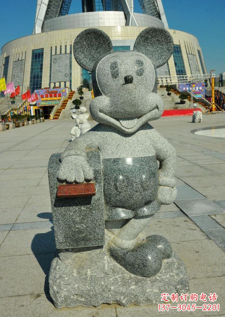 运城令人惊叹的米老鼠塑像