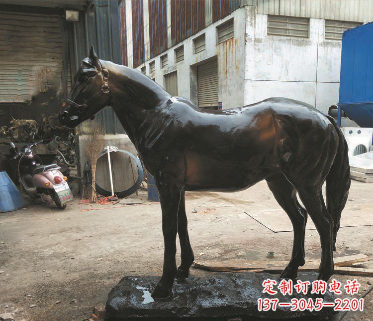 运城玻璃钢仿铜雕塑栩栩如生的飞奔骏马