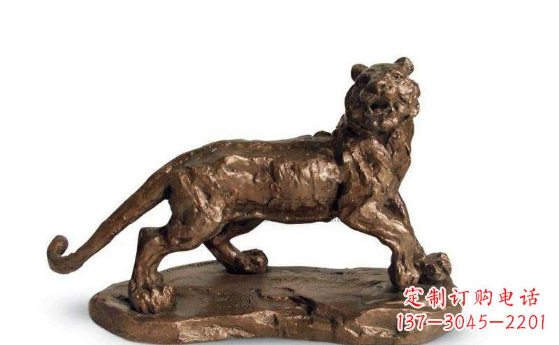 运城老虎铜雕中领雕塑为您打造精致细腻的雕塑作品