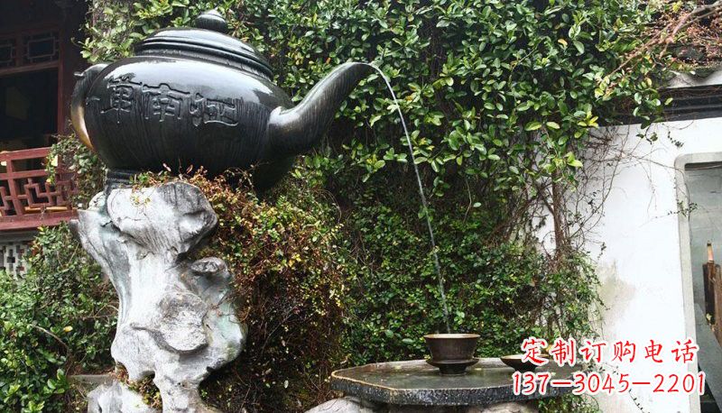 运城铜雕茶壶,雕刻美景,带您开启新的旅程