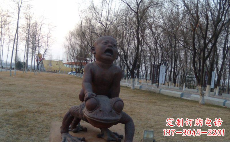 运城公园骑青蛙的小孩景观铜雕