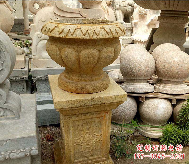 运城砂岩花盆景观石雕--美观多彩的室外装饰