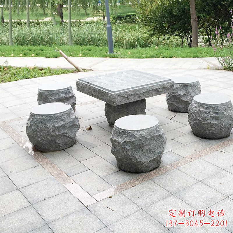 运城新题目“古典风格石桌凳雕塑”