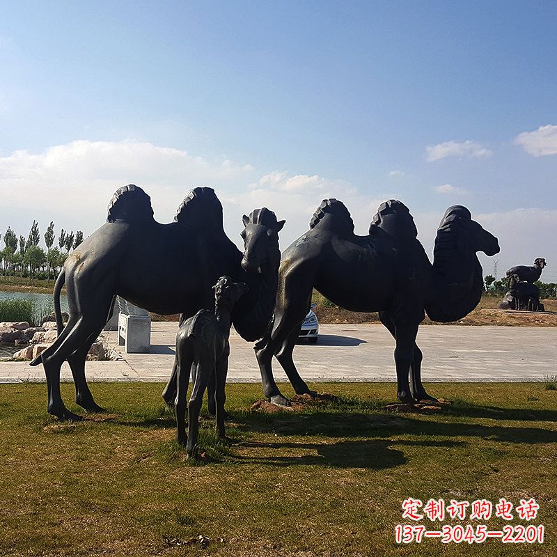 运城铜骆驼雕塑,精致景观装饰
