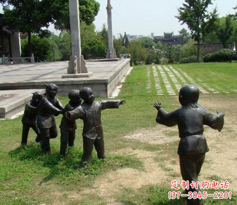 运城老鹰雕塑,巧妙玩耍、永记美好