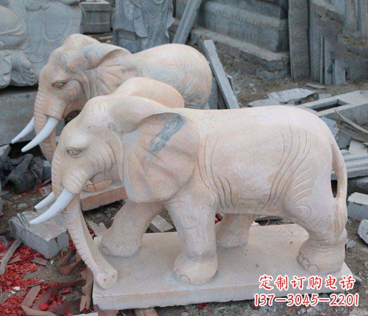 运城雕刻出令人感动的那头大象定制公园晚霞红大象动物石雕