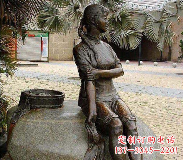 运城中领雕塑定制，洗衣服的女孩铜雕塑