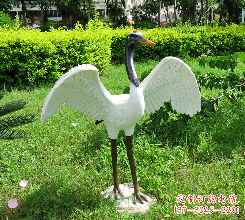 运城中领雕塑精美的仙鹤雕塑