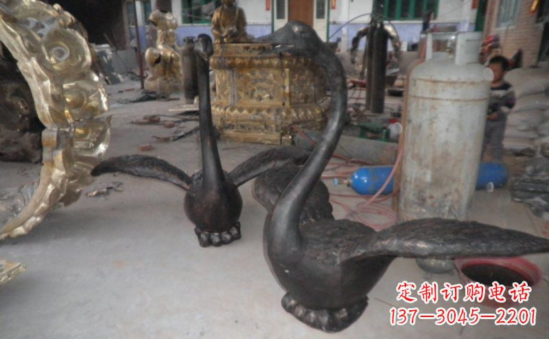 运城汇聚灵性的仙鹤塑像
