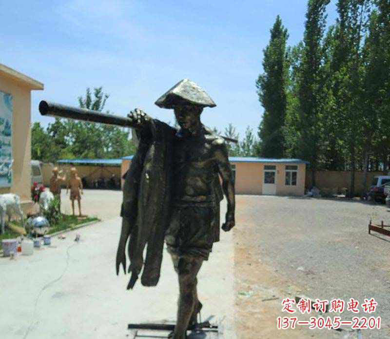 运城传承古老文化的渔民雕塑