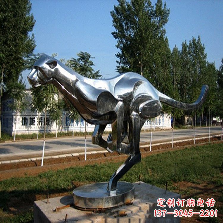运城活泼可爱的袋鼠拉丝不锈钢雕塑