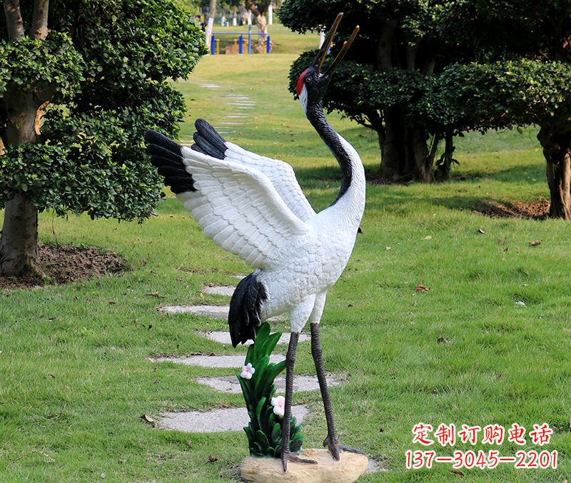 运城古代女人仙鹤雕塑