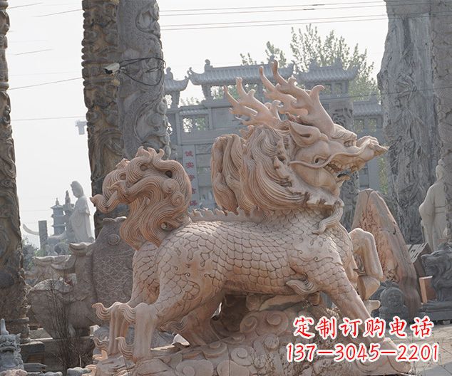 运城中领雕塑:古典麒麟石雕,美丽传承