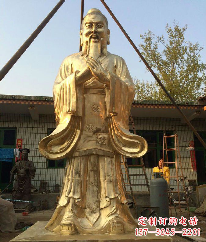 运城孔子铜雕--象征传统智慧的艺术