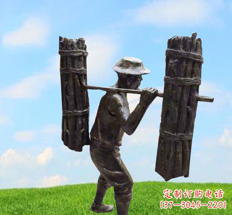 运城精美老人铜雕,传承古代挑柴精神