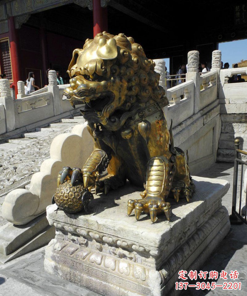 运城故宫铜制狮子雕塑,传承中国传统文化