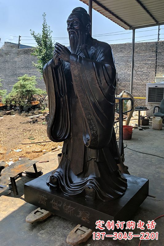 运城精美孔子雕塑，还原历史大师的英姿