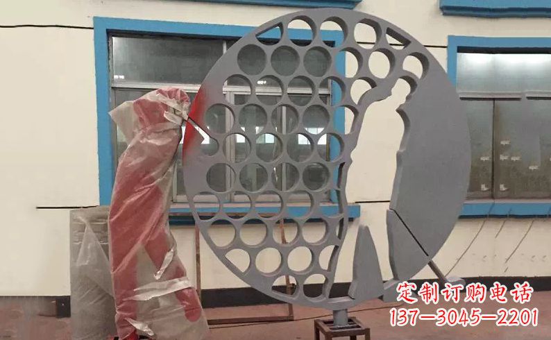 运城中领雕塑-不锈钢高尔夫球雕塑
