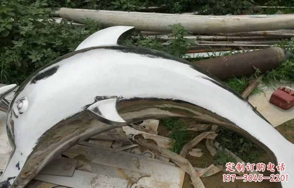 运城展现动感的不锈钢海豚雕塑