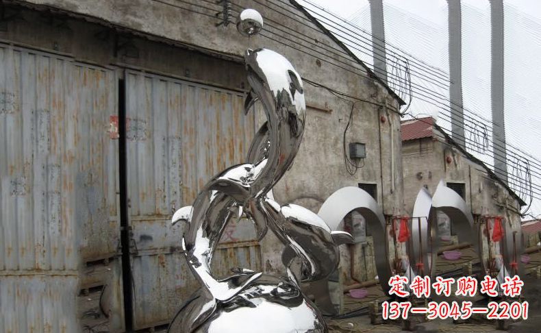 运城海洋精灵的象征:汇中领雕塑出品的不锈钢海豚雕塑